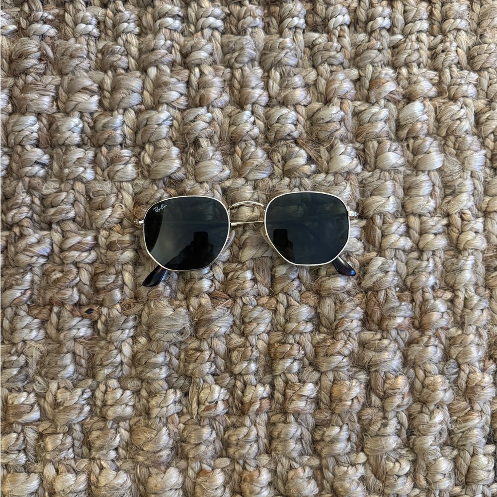 Ray-Ban Hexagonal Flat Gold and Black Classic Sunglasses